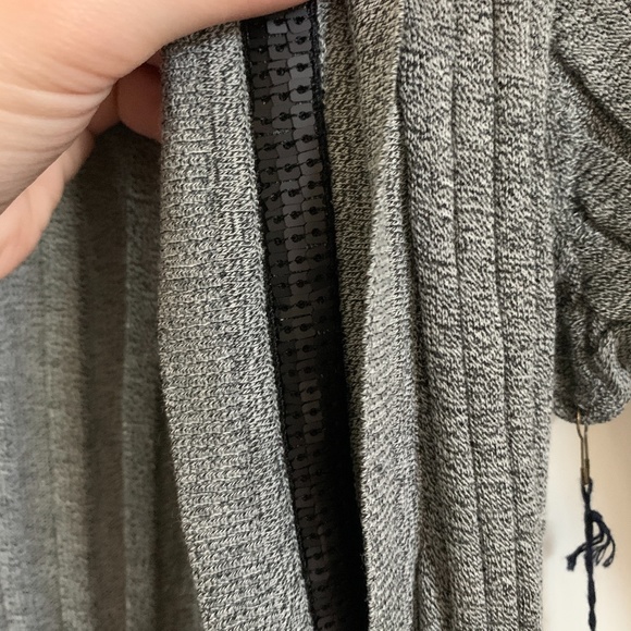 NWT Vera Wang Cardigan - Picture 4 of 6